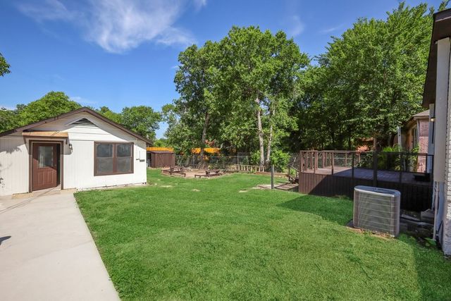 2019 Berwick Avenue, Dallas, TX 75203