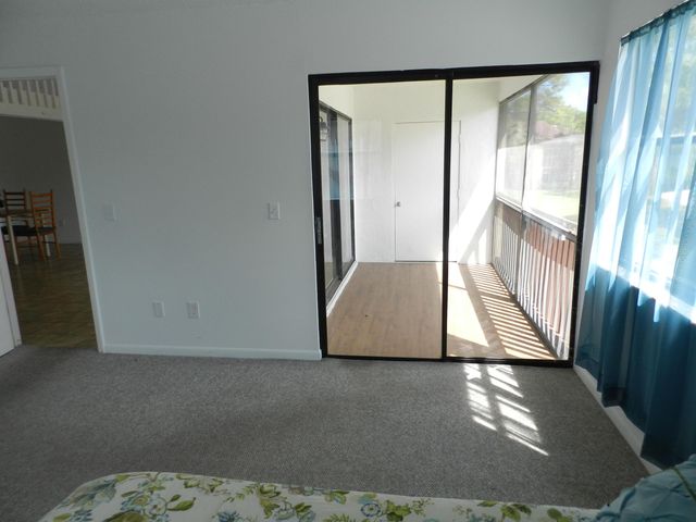 1110 E Lakeview Dr Drive E, Royal Palm Beach, FL 33411