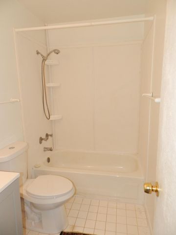 1110 E Lakeview Dr Drive E, Royal Palm Beach, FL 33411