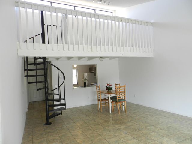 1110 E Lakeview Dr Drive E, Royal Palm Beach, FL 33411