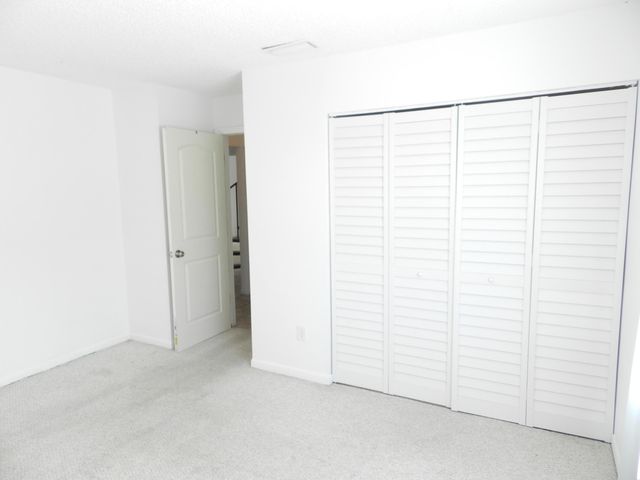 1110 E Lakeview Dr Drive E, Royal Palm Beach, FL 33411