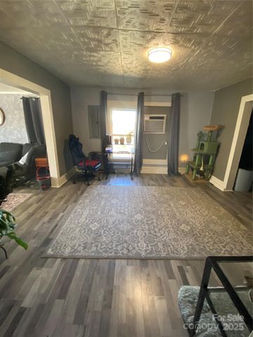 525 Park Drive, Statesville, NC 28677