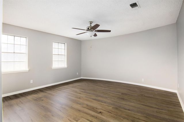 2320 Shadowdale Drive 296, Houston, TX 77043