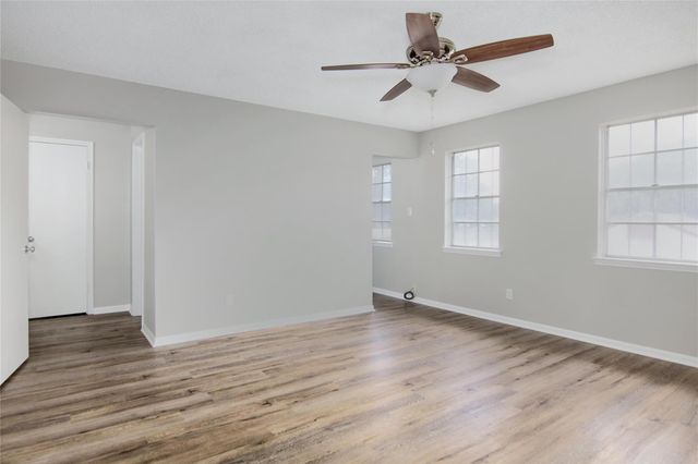 2320 Shadowdale Drive 296, Houston, TX 77043