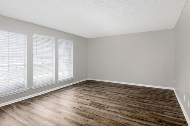 2320 Shadowdale Drive 296, Houston, TX 77043