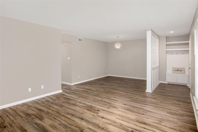 2320 Shadowdale Drive 296, Houston, TX 77043