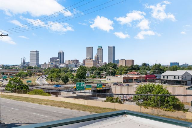 1401 S Quaker Avenue, Tulsa, OK 74120