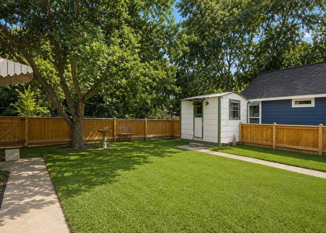 304 Foster Street, Tomball, TX 77375
