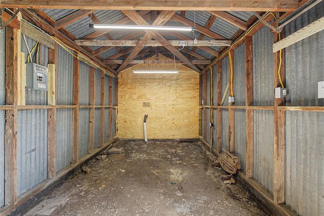 304 Foster Street, Tomball, TX 77375