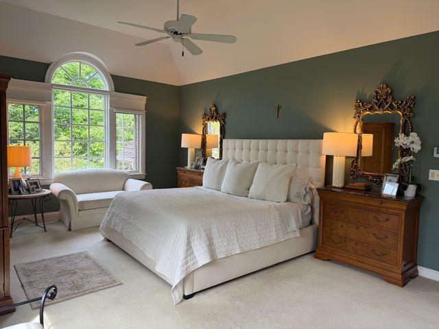 955 Harbor Town Court, Geneva, IL 60134