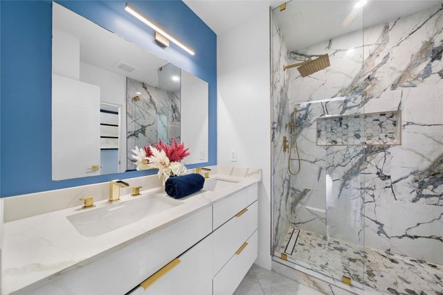 1100 Buchanan Street, Hollywood, FL 33019
