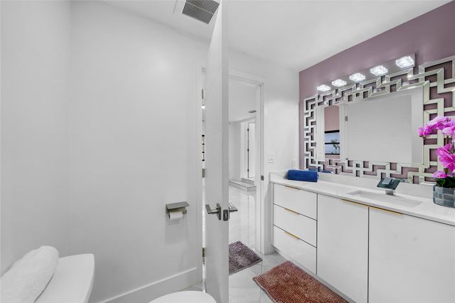 1100 Buchanan Street, Hollywood, FL 33019