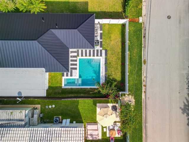 1100 Buchanan Street, Hollywood, FL 33019