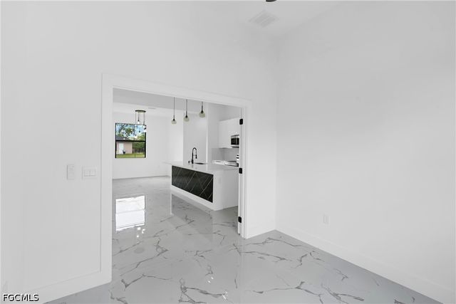 2503 41st ST W, Lehigh Acres, FL 33971