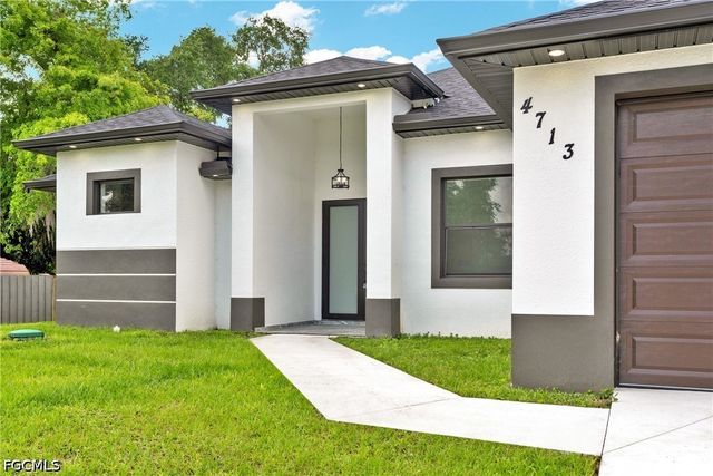 2503 41st ST W, Lehigh Acres, FL 33971