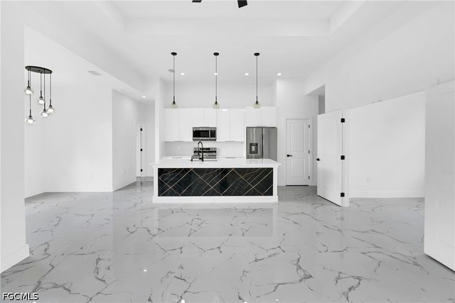 2503 41st ST W, Lehigh Acres, FL 33971