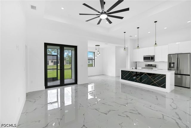 2503 41st ST W, Lehigh Acres, FL 33971