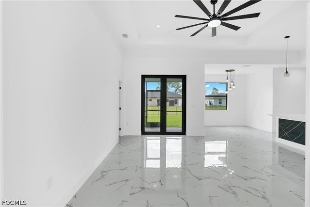 2503 41st ST W, Lehigh Acres, FL 33971