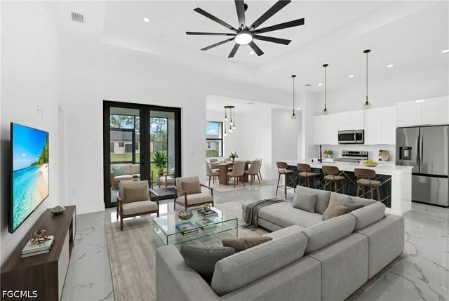 2503 41st ST W, Lehigh Acres, FL 33971