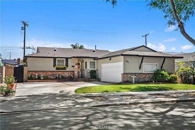 852 Kallin Avenue, Long Beach, CA 90815