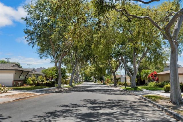 852 Kallin Avenue, Long Beach, CA 90815