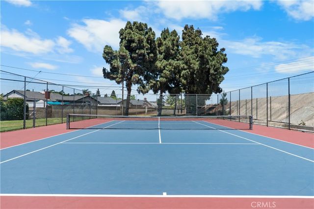 852 Kallin Avenue, Long Beach, CA 90815