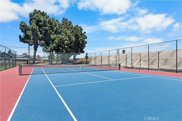 852 Kallin Avenue, Long Beach, CA 90815