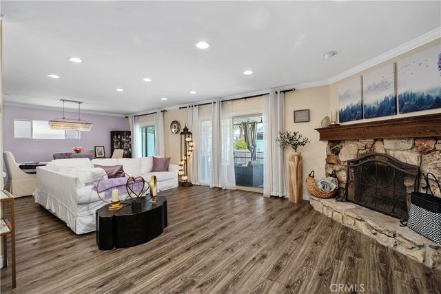 852 Kallin Avenue, Long Beach, CA 90815