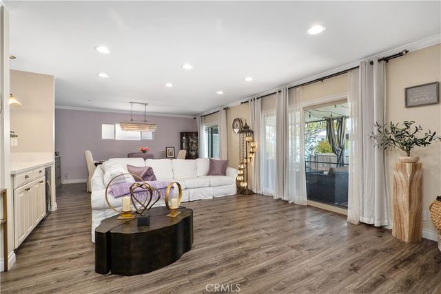 852 Kallin Avenue, Long Beach, CA 90815