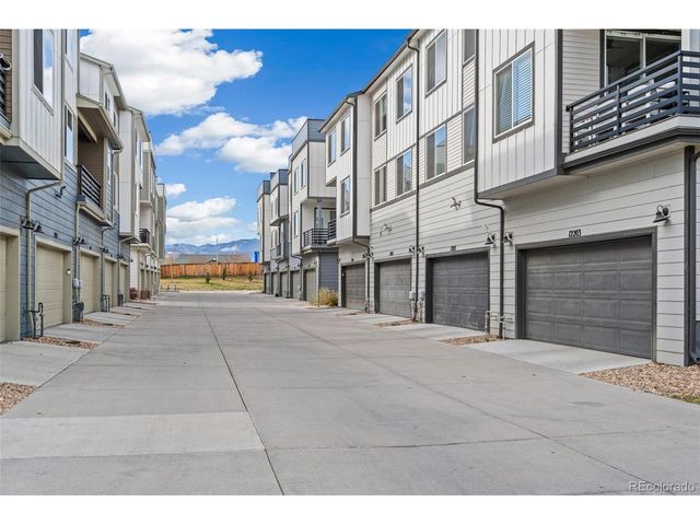 12213 W 57th Ln, Arvada, CO 80002