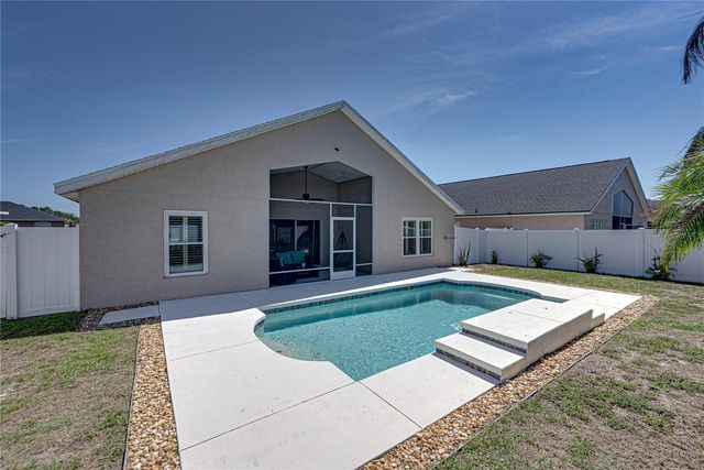 6541 CRESCENT LOOP, Winter Haven, FL 33884