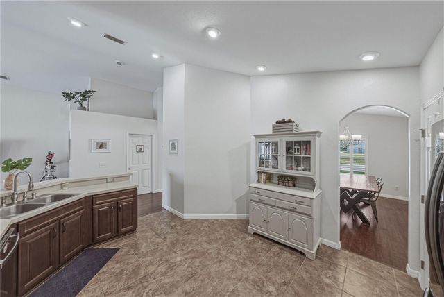 6541 CRESCENT LOOP, Winter Haven, FL 33884