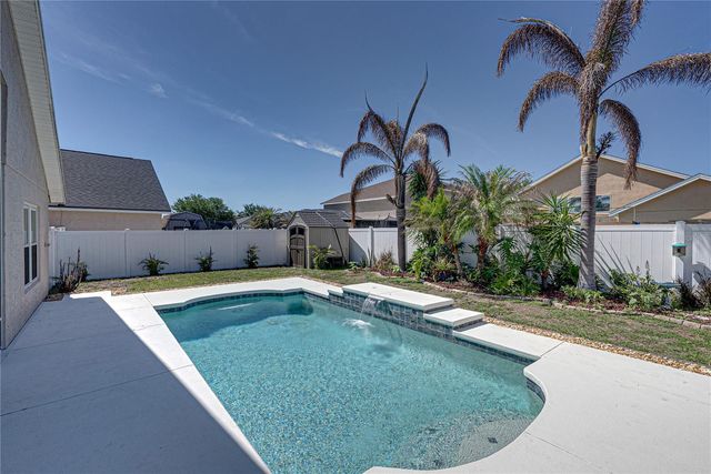 6541 CRESCENT LOOP, Winter Haven, FL 33884