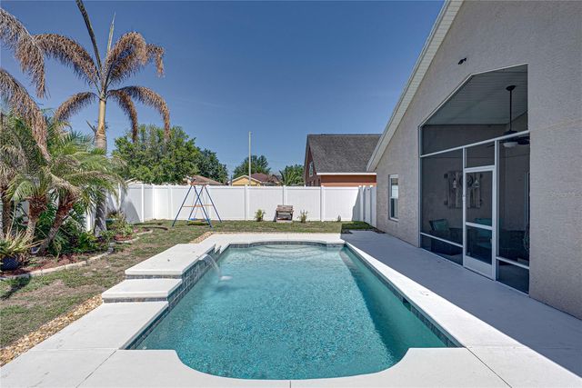 6541 CRESCENT LOOP, Winter Haven, FL 33884