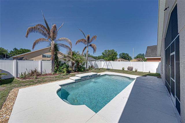 6541 CRESCENT LOOP, Winter Haven, FL 33884