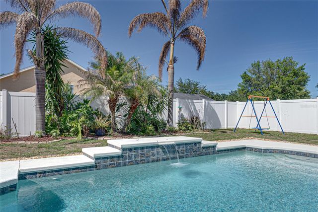 6541 CRESCENT LOOP, Winter Haven, FL 33884