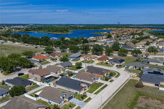 6541 CRESCENT LOOP, Winter Haven, FL 33884