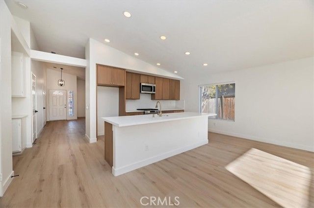 37258 Huckaby, Murrieta, CA 92562