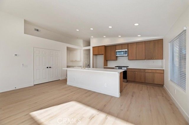 37258 Huckaby, Murrieta, CA 92562