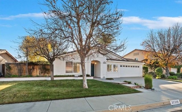 37258 Huckaby, Murrieta, CA 92562
