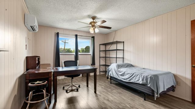 503 Allen Court, Alvin, TX 77511