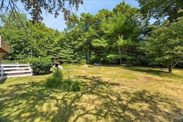 9 Fort Apache Dr, Franklin, MA 02038