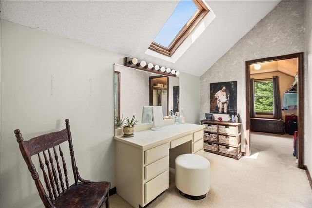 9 Fort Apache Dr, Franklin, MA 02038