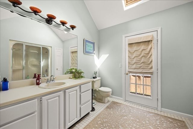 9 Fort Apache Dr, Franklin, MA 02038