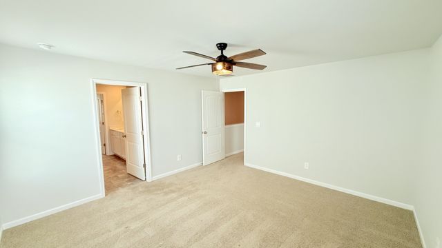 7206 Golden Way, White House, TN 37188