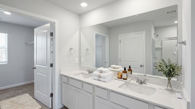 7206 Golden Way, White House, TN 37188