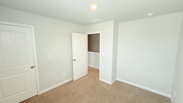 7206 Golden Way, White House, TN 37188