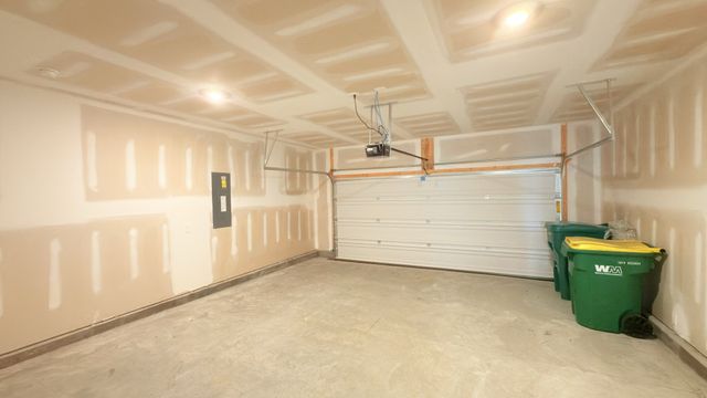 7206 Golden Way, White House, TN 37188