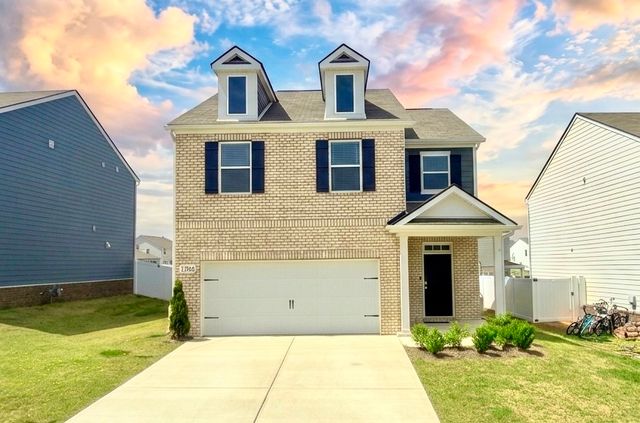 7206 Golden Way, White House, TN 37188