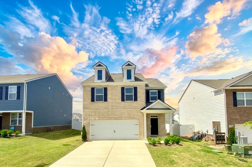7206 Golden Way, White House, TN 37188